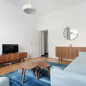 Apartament Universum, Wiedeń